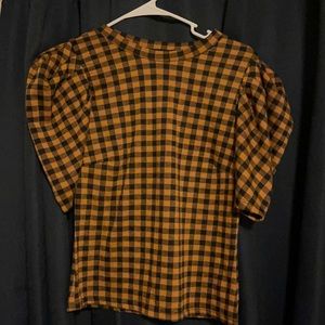 Plaid top ( never worn)